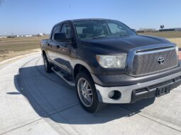 
										2011 Toyota Tundra full									