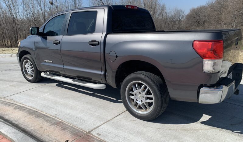 
								2011 Toyota Tundra full									