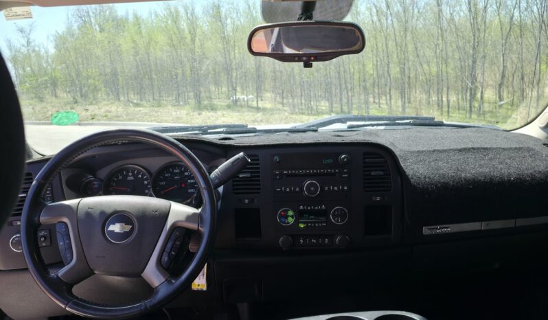 
								2012 Chevy Silverado full									