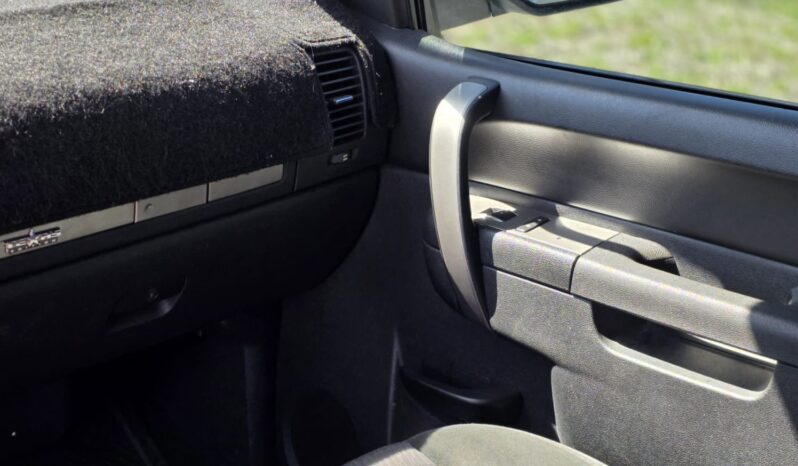 
								2012 Chevy Silverado full									