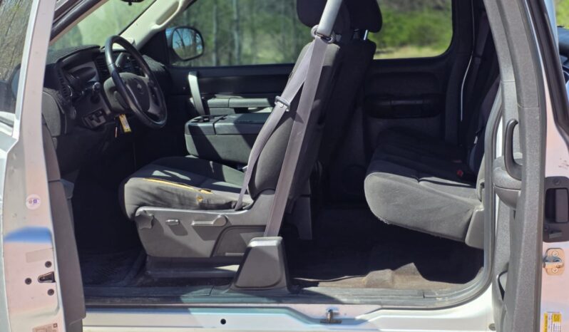 
								2012 Chevy Silverado full									