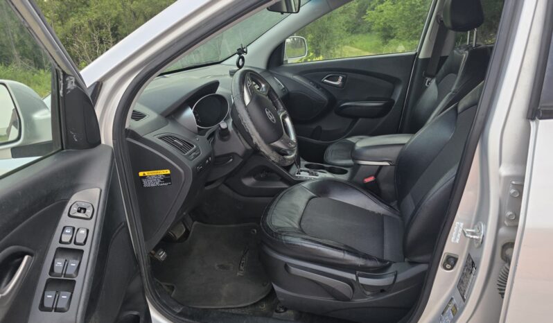 
								2012  Hyundai Tuscan full									