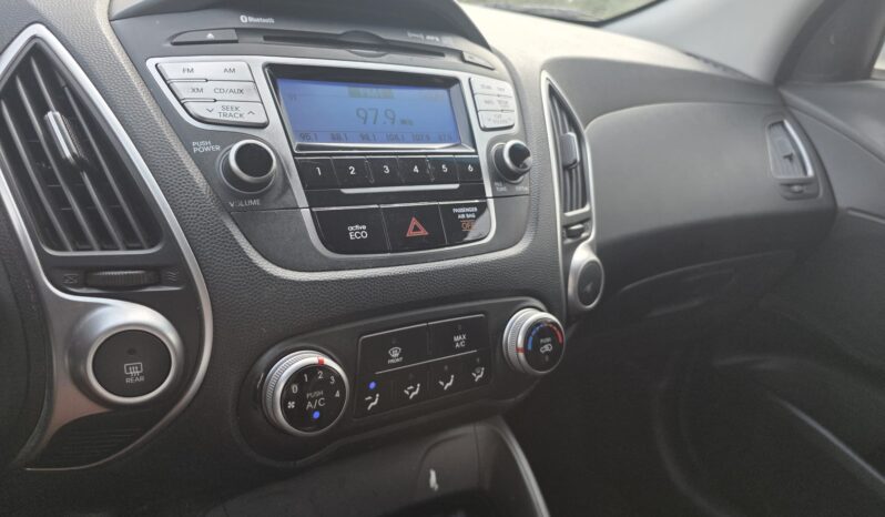 
								2012  Hyundai Tuscan full									