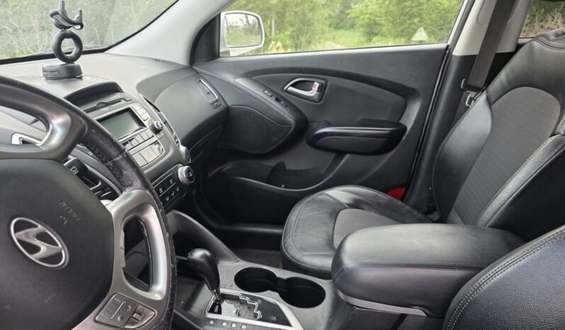 
								2012  Hyundai Tuscan full									