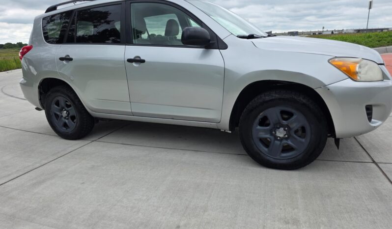 
								Toyato Rav4 2010 full									