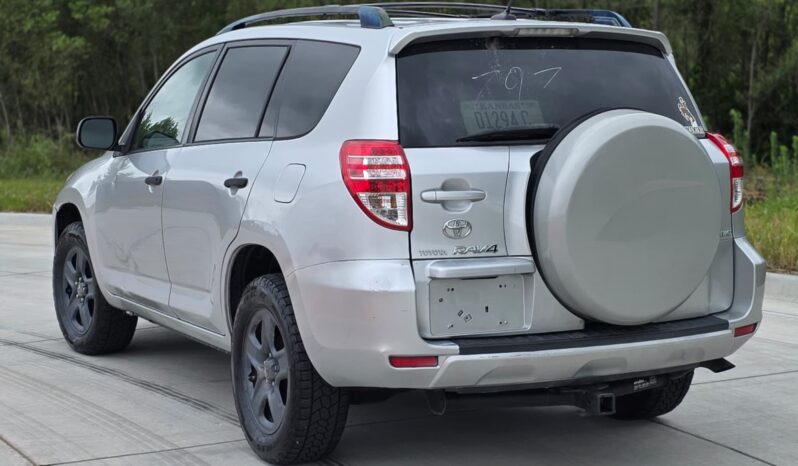 
								Toyato Rav4 2010 full									